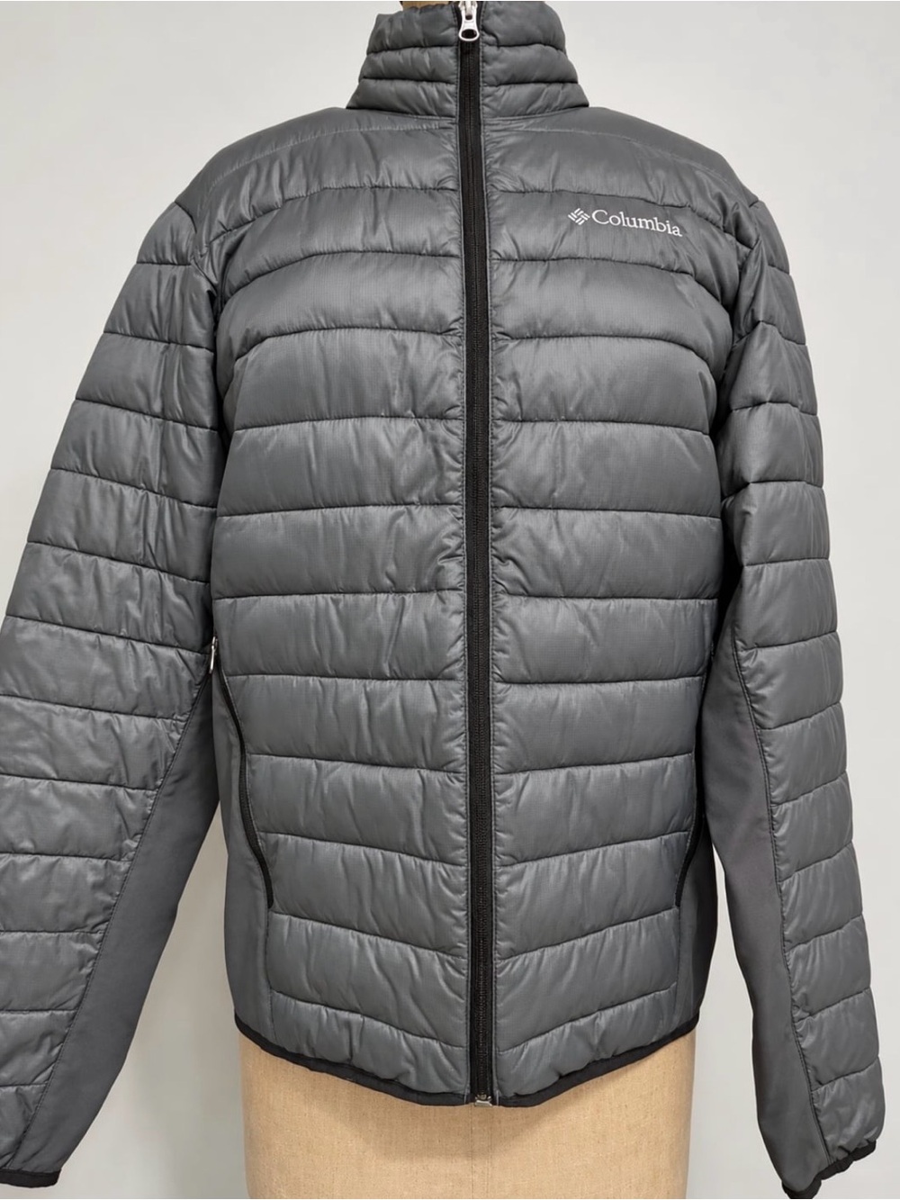 Columbia Men's Charcoal Quilted Puffer Jacket